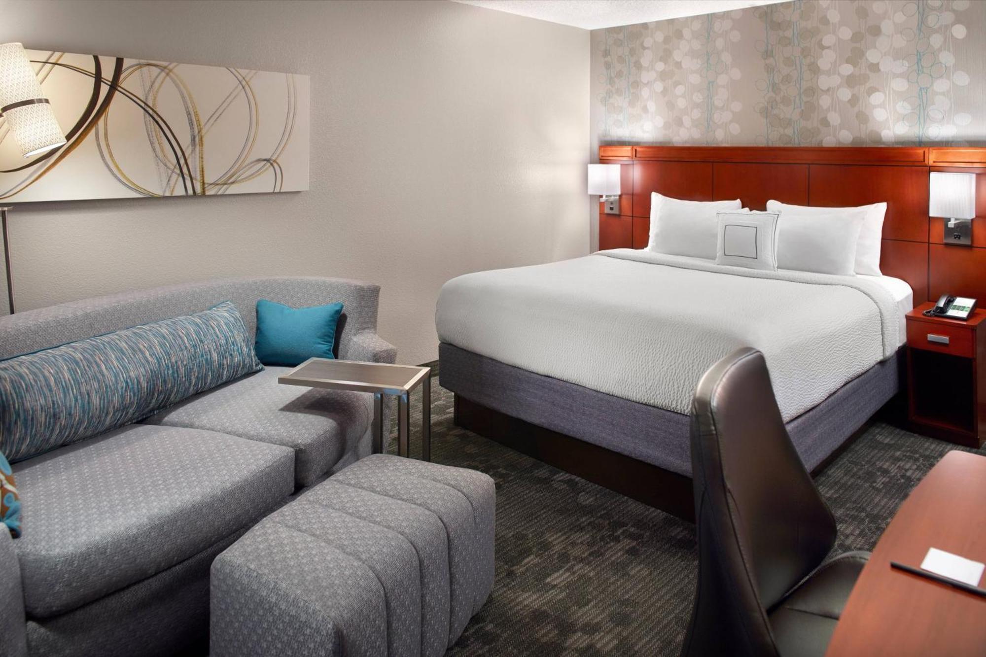 Courtyard By Marriott Fayetteville Exterior foto